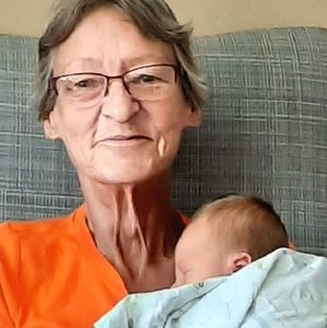 Meet your Posher, Kay